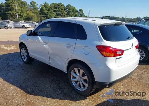 2015 Mitsubishi Outlander Sport Es z USA, uszkodzony, nr VIN 4A4AP3AUXFE048967